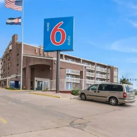 Motel 6